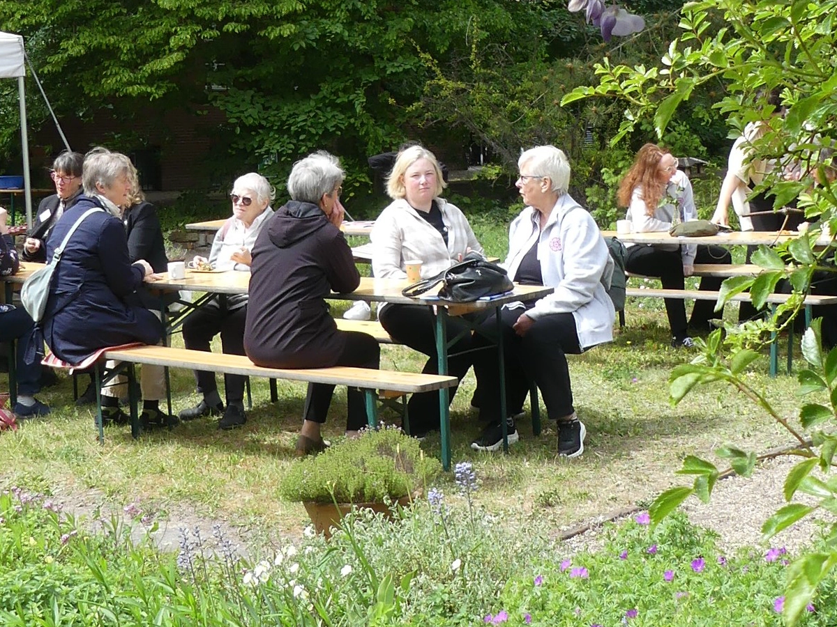 Einen alternativen Text für das Bild einfügen